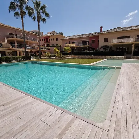 Apartment Beautiful Penthouse With 3 Pools